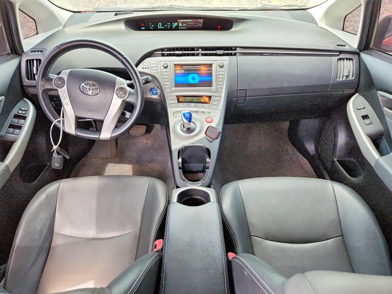 Photo 8 from auction – 2013 TOYOTA PRIUS with VIN JTDKN3DU1D5600849