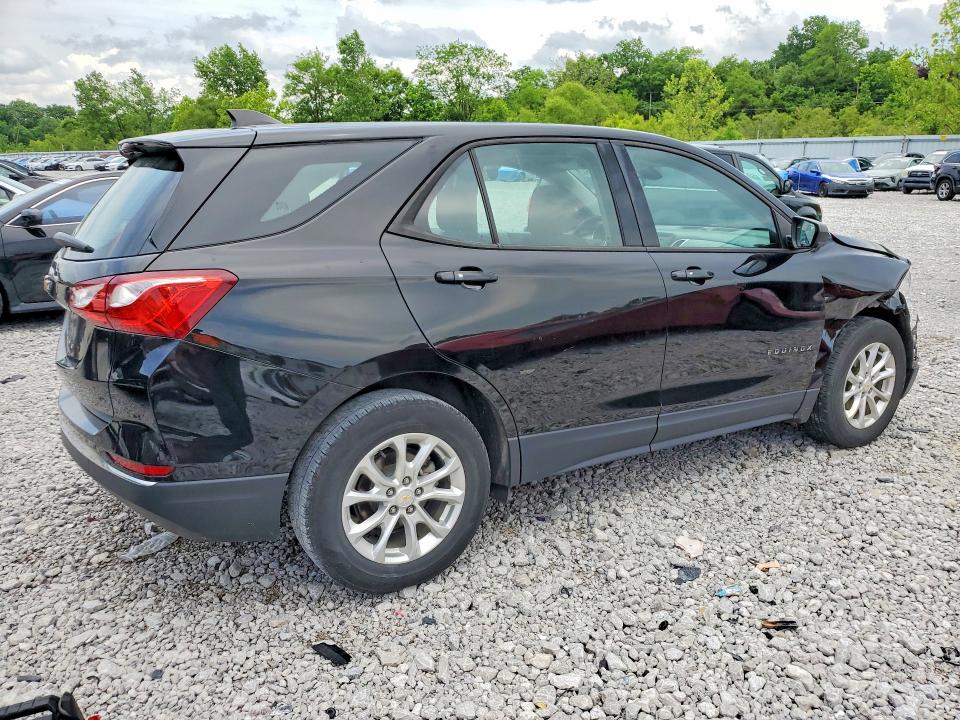 Photo 3 from auction – 2018 CHEVROLET EQUINOX with VIN 2GNAXHEV7J6202899