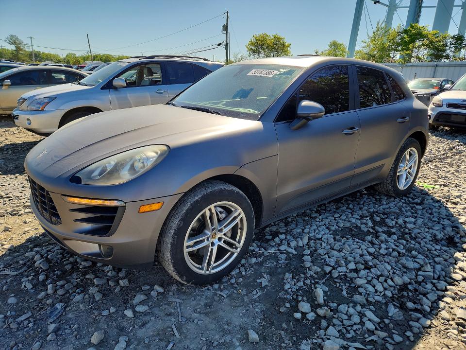 2015 PORSCHE MACAN