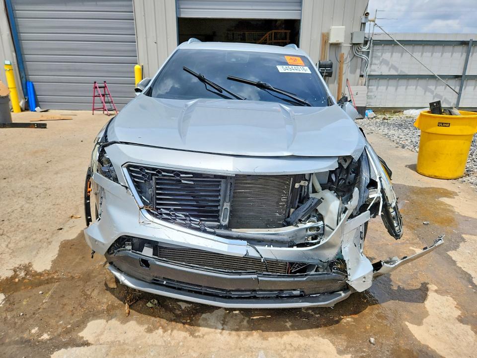 Photo 5 from auction – 2020 CADILLAC XT4 with VIN 1GYFZDR46LF063838