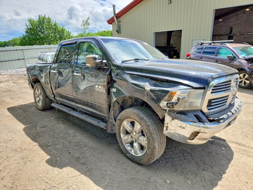 Photo 4 from auction – 2016 RAM 1500 with VIN 1C6RR7TTXGS352505