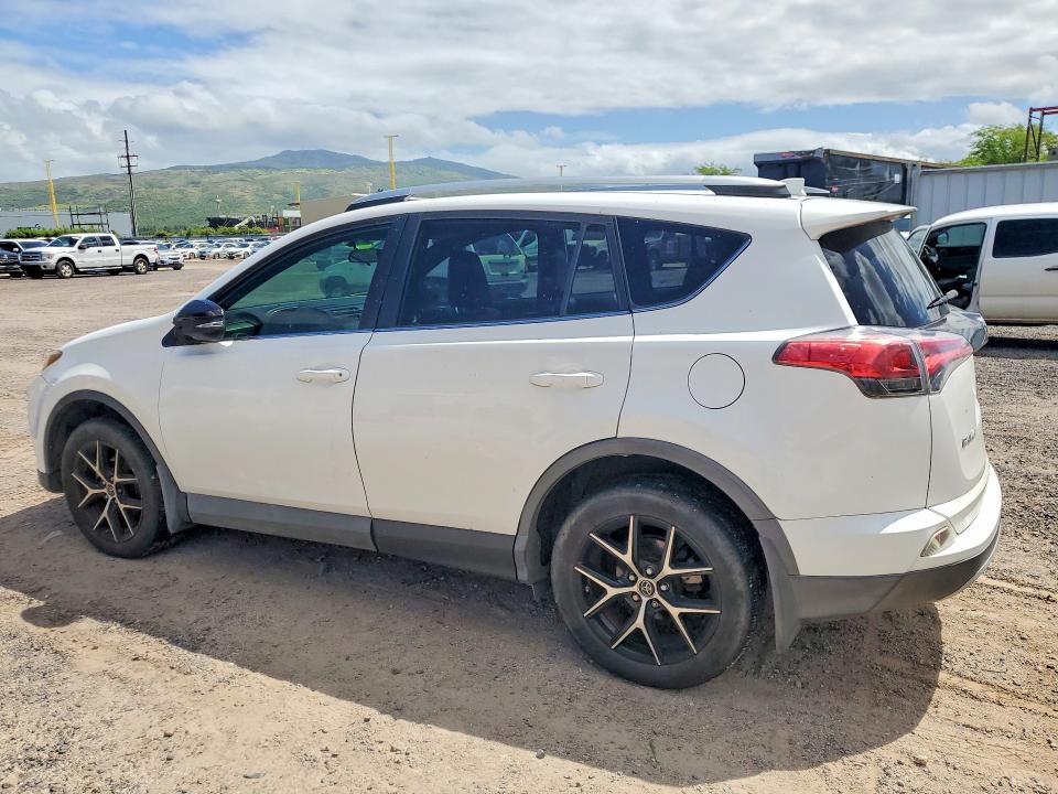 Снимка 2 от търг – 2016 TOYOTA RAV4 с VIN 2T3JFREV0GW440849