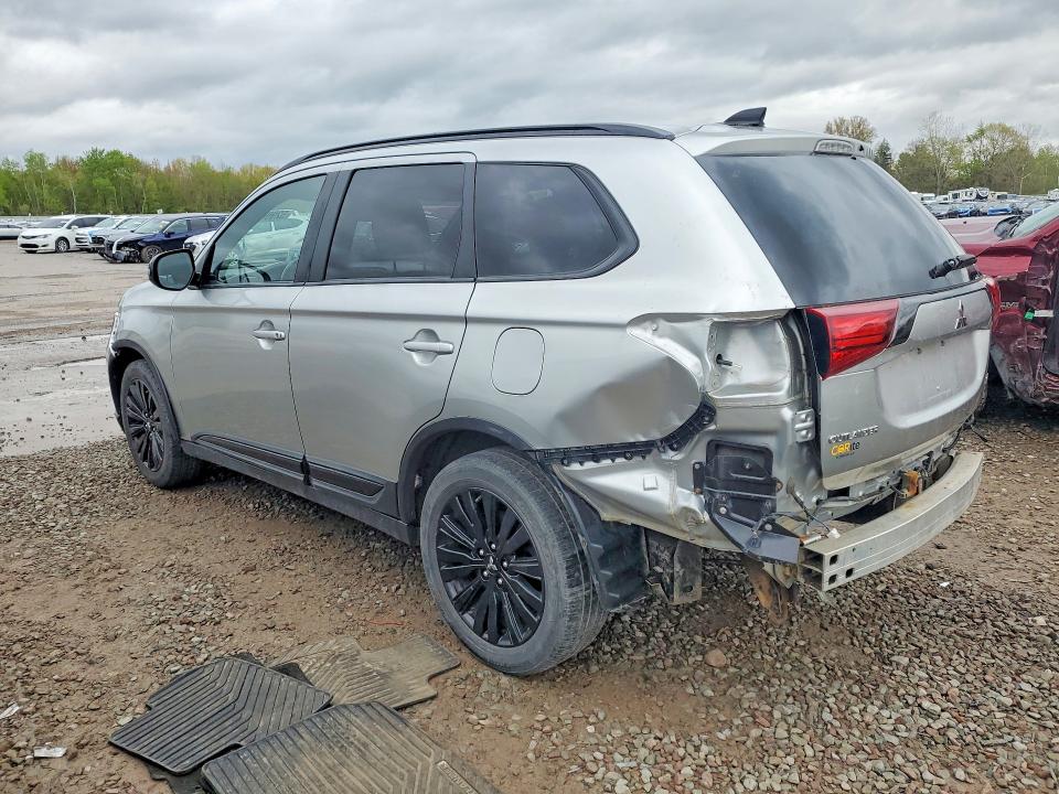 Снимка 2 от търг – 2020 MITSUBISHI OUTLANDER с VIN JA4AZ3A30LZ030873