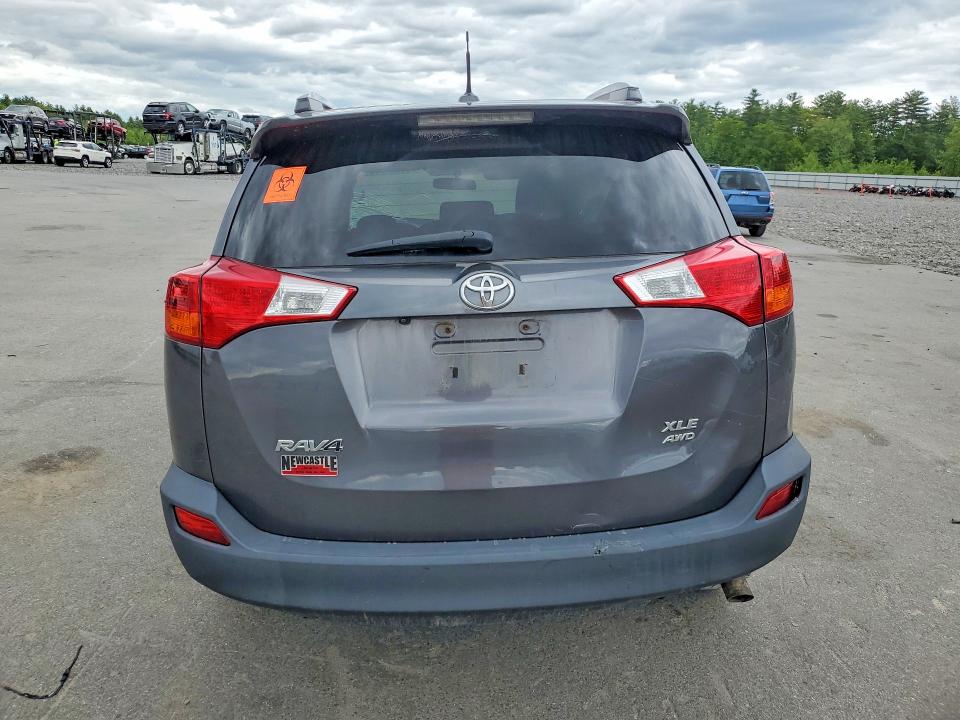 Photo 6 from auction – 2013 TOYOTA RAV4 with VIN 2T3RFREV3DW124604