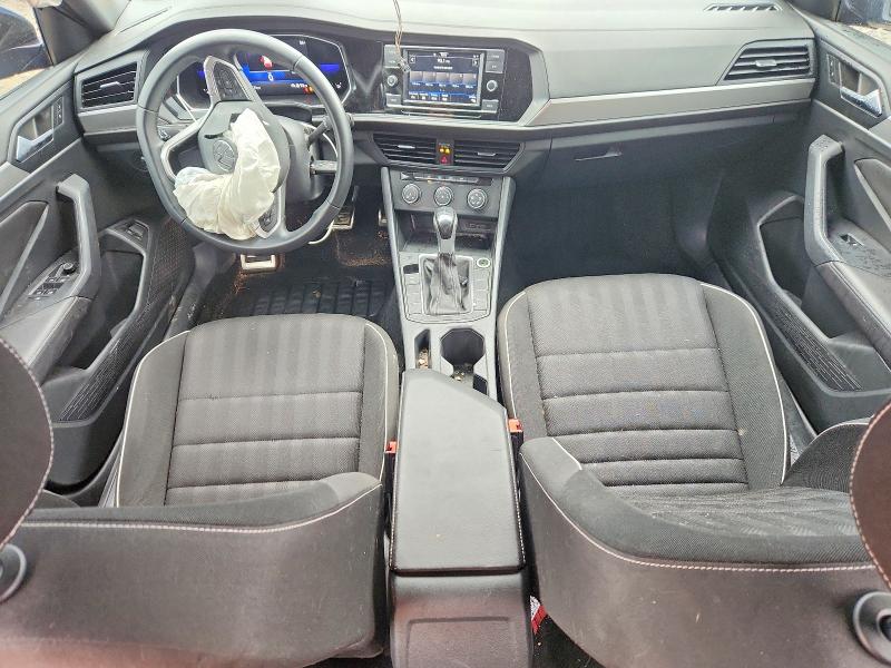 Photo 8 from auction – 2023 VOLKSWAGEN JETTA with VIN 3VWBM7BUXPM010741