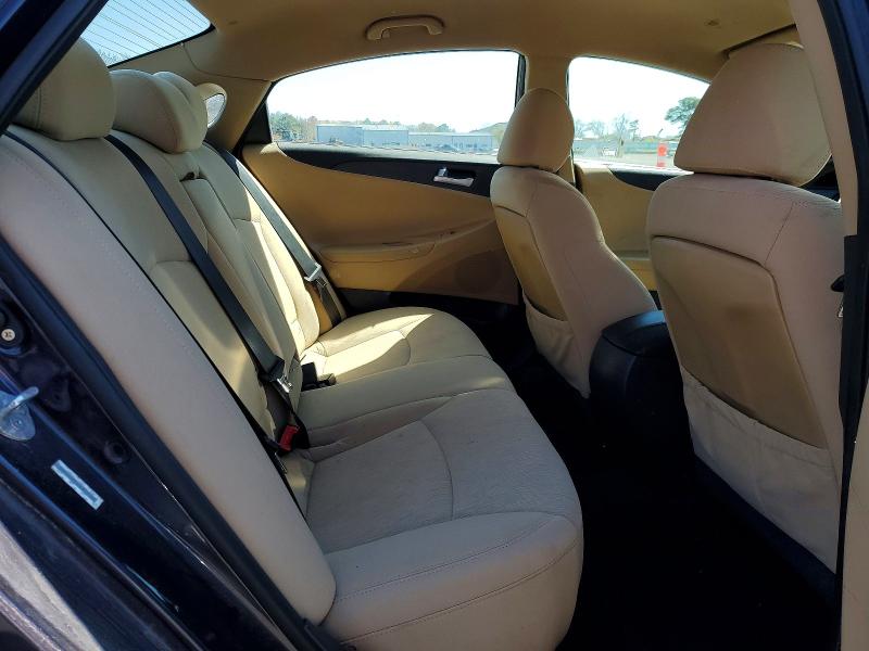 Photo 10 from auction – 2011 HYUNDAI ELANTRA with VIN 5NPEB4AC0BH015569