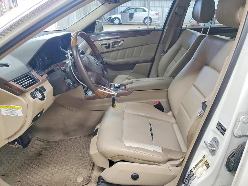 Photo 7 from auction – 2012 MERCEDES-BENZ E with VIN WDDHF5KB0CA559498
