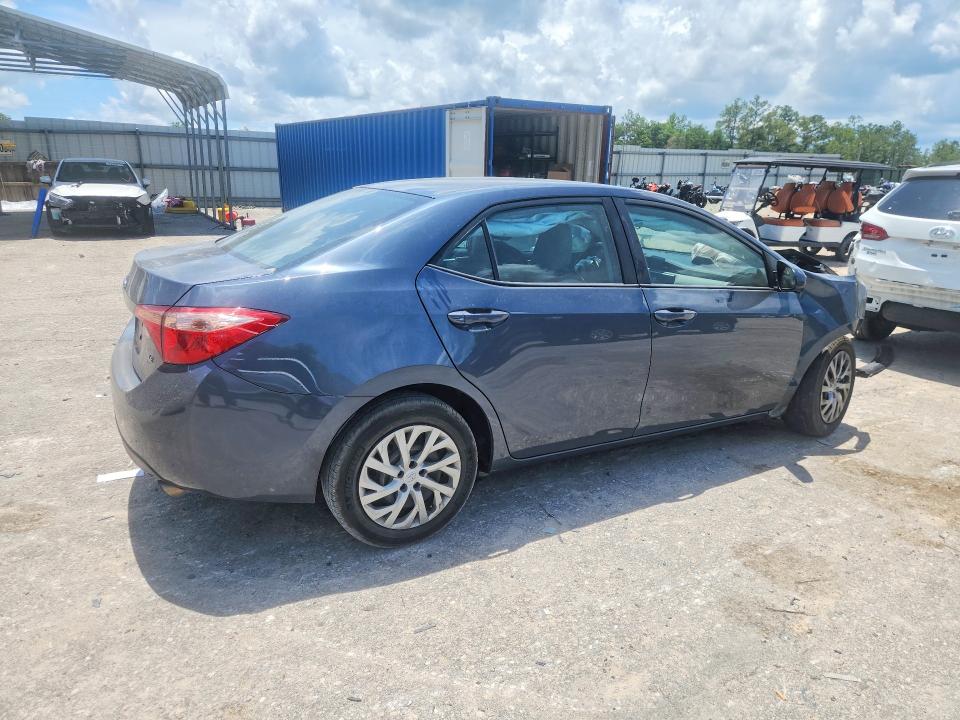 Photo 3 from auction – 2018 TOYOTA COROLLA with VIN 2T1BURHE0JC089108