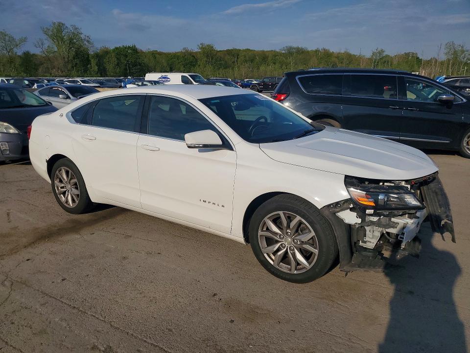 Photo 4 from auction – 2017 CHEVROLET IMPALA with VIN 1G1105S39HU195909