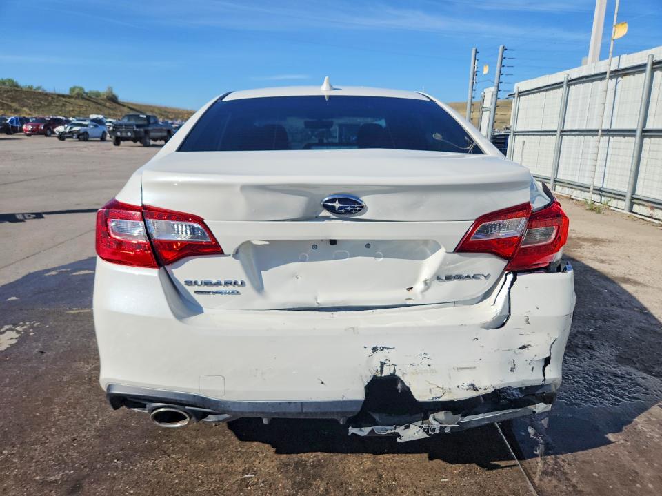 Photo 6 from auction – 2018 SUBARU LEGACY with VIN 4S3BNAC6XJ3041364