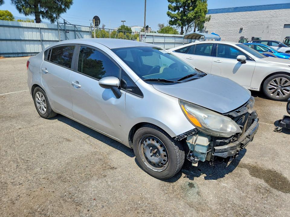Снимка 4 от търг – 2017 KIA RIO с VIN KNADM4A3XH6036693