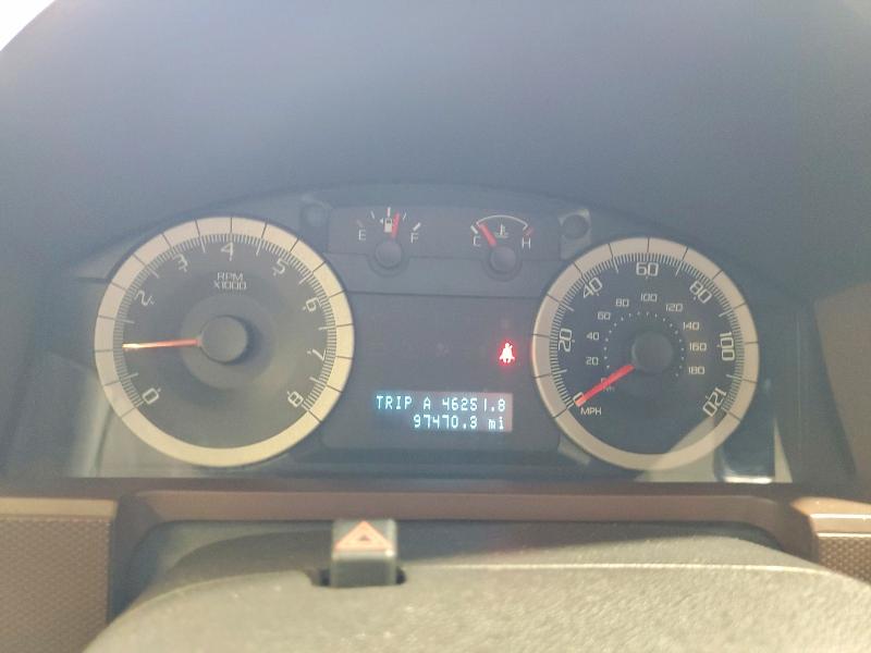 Photo 9 from auction – 2008 FORD ESCAPE with VIN 1FMCU93138KA14237