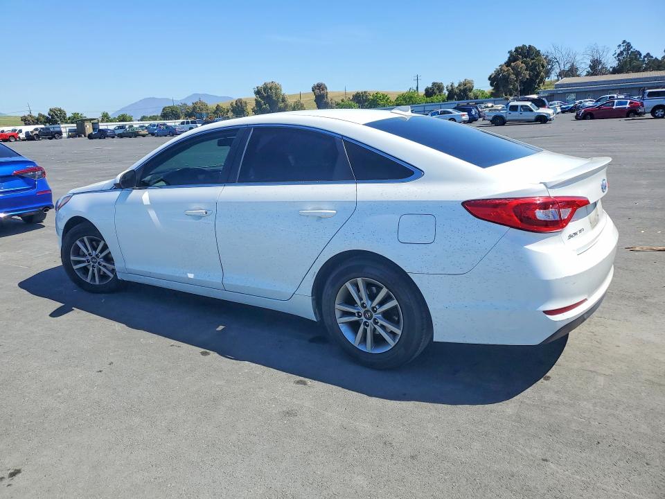 Photo 2 from auction – 2016 HYUNDAI SONATA with VIN 5NPE24AF2GH392972