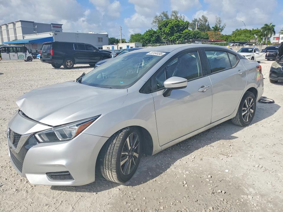 NISSAN VERSA 2021 con VIN 3N1CN8EV2ML851312 - Foto de la subasta
