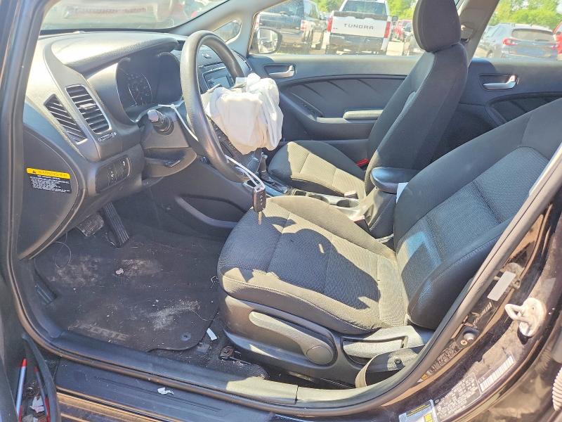 Photo 7 from auction – 2018 KIA FORTE with VIN 3KPFK4A71JE195753