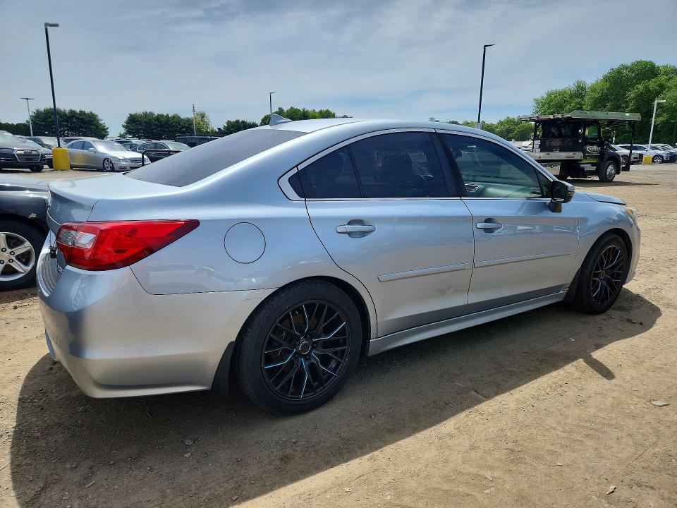 Photo 3 from auction – 2017 SUBARU LEGACY with VIN 4S3BNAN63H3043044
