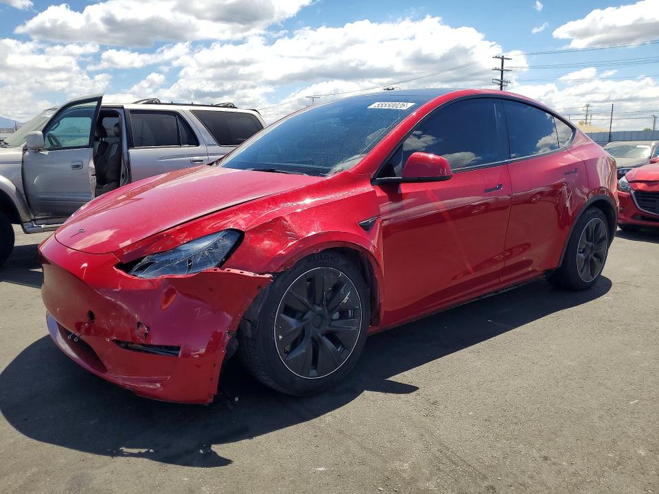 TESLA MODEL Y 2023 with VIN 7SAYGDEEXPF848881 - Photo from auction