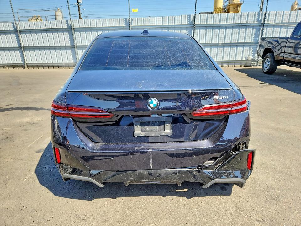 Photo 6 from auction – 2025 BMW 530 with VIN WBA43FJ02SCU07083