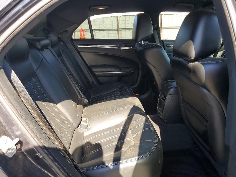 Photo 10 from auction – 2018 CHRYSLER 300 with VIN 2C3CCAGG7JH250351