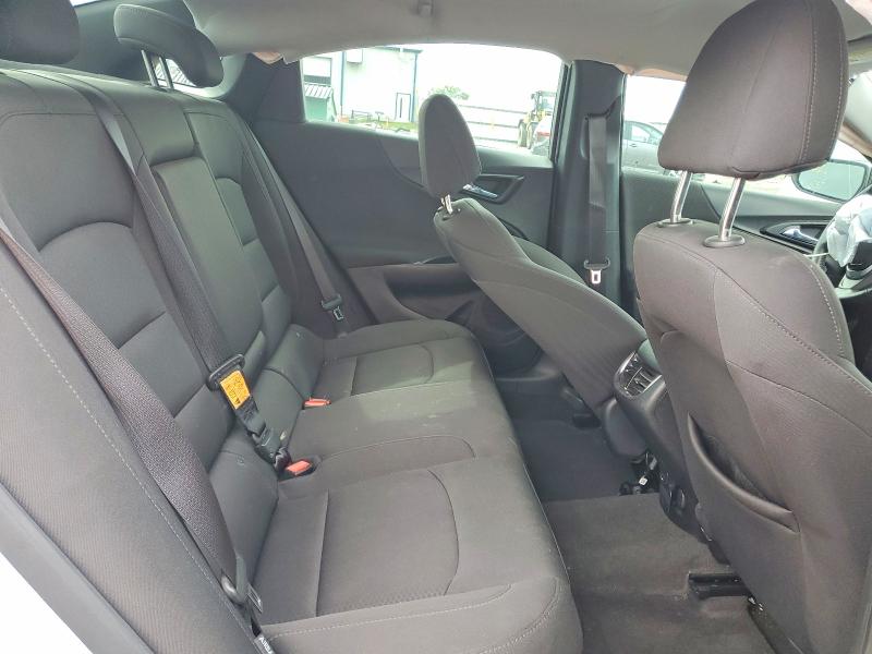 Photo 10 from auction – 2018 CHEVROLET MALIBU with VIN 1G1ZD5ST2JF227861