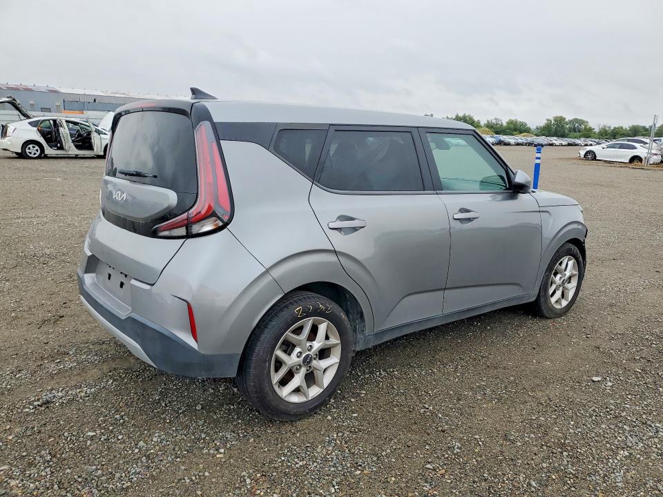 Photo 3 from auction – 2023 KIA SOUL with VIN KNDJ23AU0P7869068