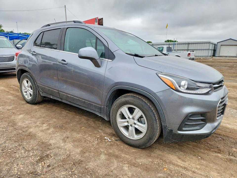 Photo 4 from auction – 2020 CHEVROLET TRAX with VIN 3GNCJLSB3LL335892