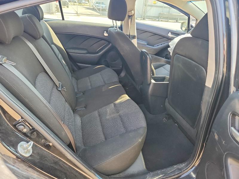 Photo 10 from auction – 2018 KIA FORTE with VIN 3KPFK4A71JE195753