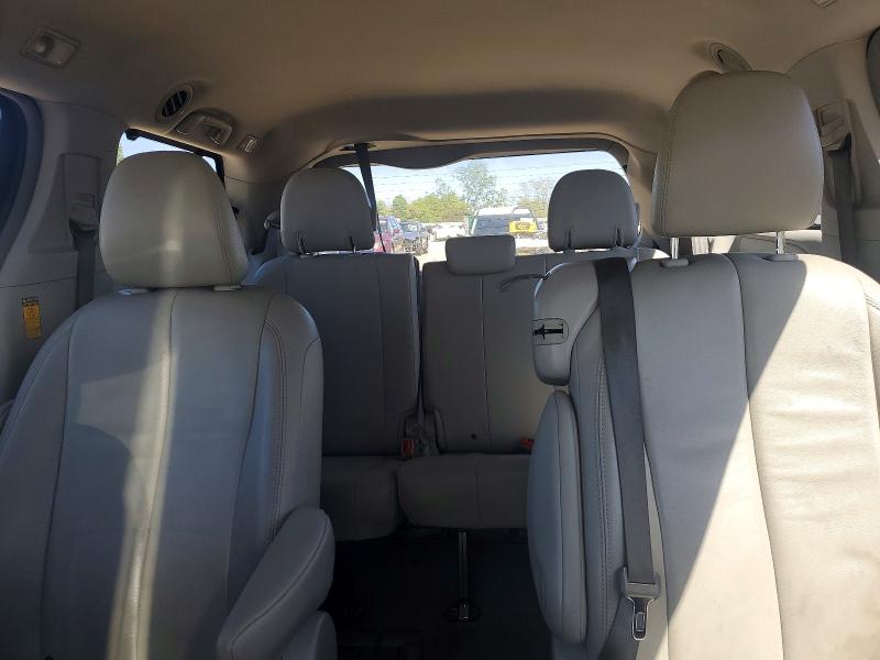 Photo 10 from auction – 2014 TOYOTA SIENNA with VIN 5TDYK3DC0ES430005