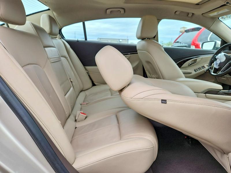 Photo 10 from auction – 2015 BUICK LACROSSE with VIN 1G4GB5G39FF192381