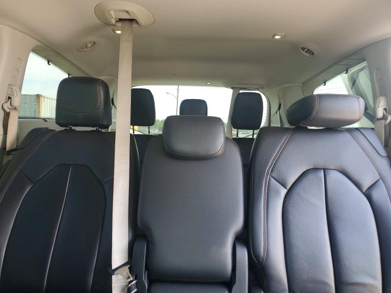 Photo 10 from auction – 2017 CHRYSLER PACIFICA with VIN 2C4RC1EG3HR578265