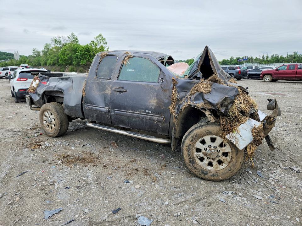 Zdjęcie 4 z aukcji – 2011 GMC SIERRA z VIN 1GT220CG8BZ311198