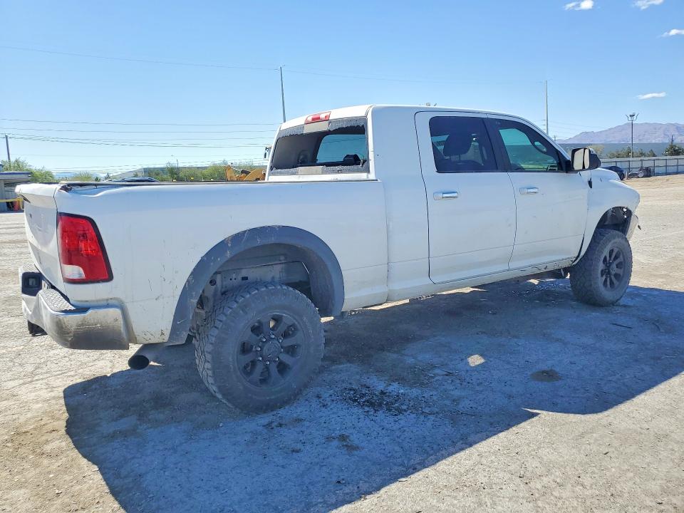 Photo 3 from auction – 2018 RAM 2500 with VIN 3C6UR5ML6JG257516