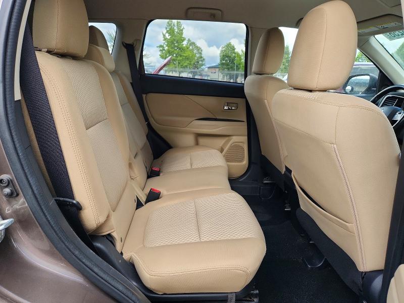 Zdjęcie 11 z aukcji – 2016 MITSUBISHI OUTLANDER z VIN JA4AZ3A31GZ011027
