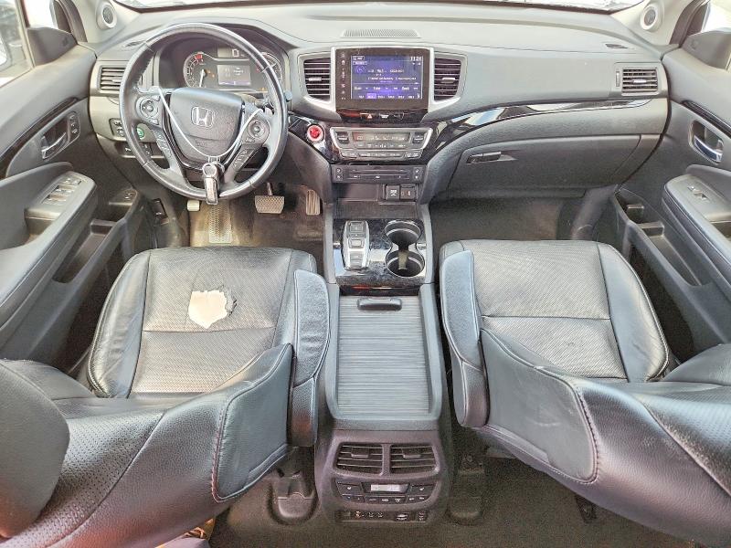 Photo 8 from auction – 2017 HONDA PILOT with VIN 5FNYF6H03HB069898