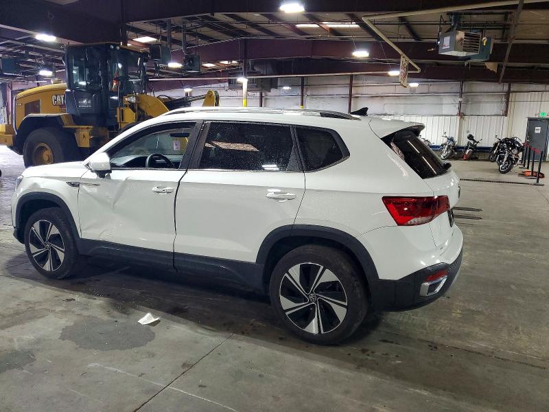 Photo 2 from auction – 2023 VOLKSWAGEN TAOS with VIN 3VVVX7B2XPM363553
