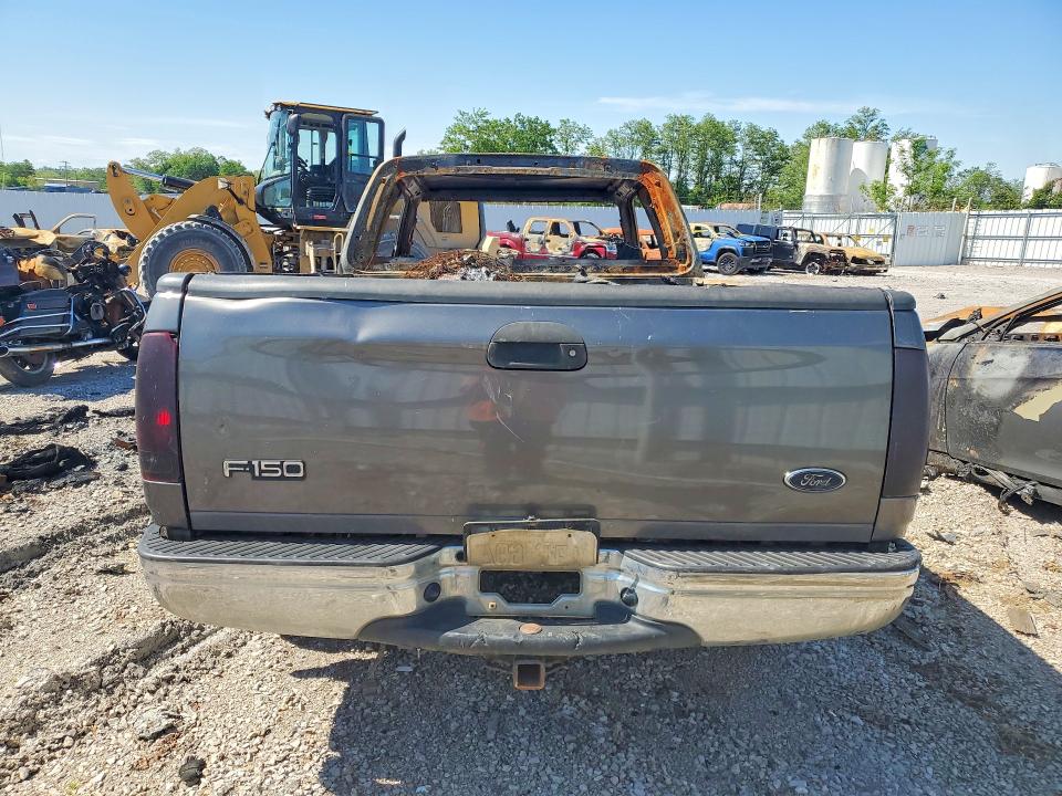 Photo 6 from auction – 2002 FORD F150 with VIN 2FTRX17W72CA20714