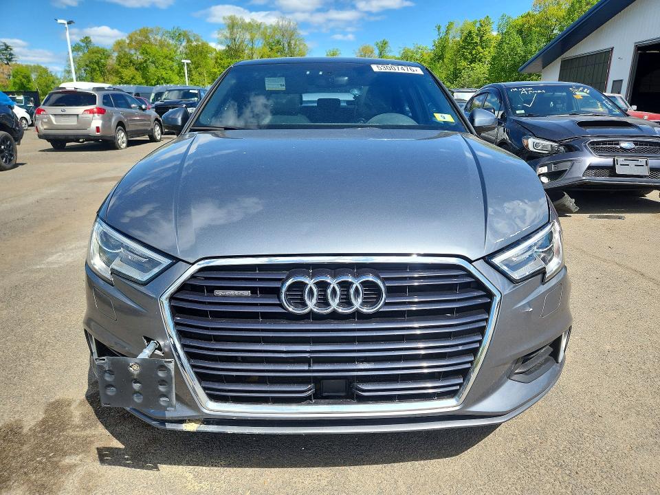 Photo 5 from auction – 2018 AUDI A3 with VIN WAUB8GFF2J1044208