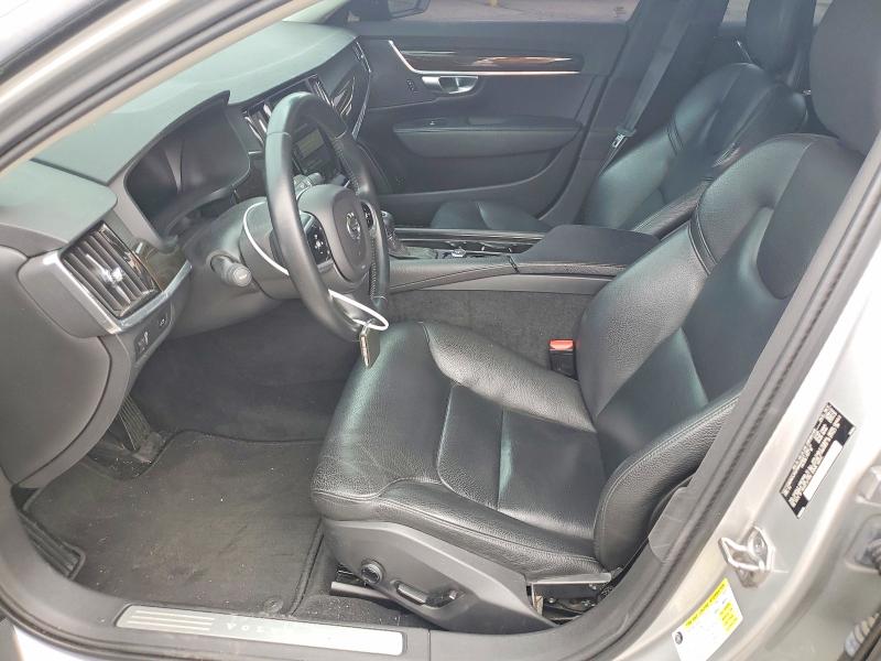 Photo 7 from auction – 2018 VOLVO S90 with VIN LVY992MK4JP027899