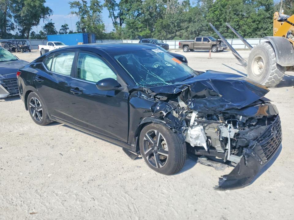 Photo 4 from auction – 2024 NISSAN SENTRA with VIN 3N1AB8CV0RY215341