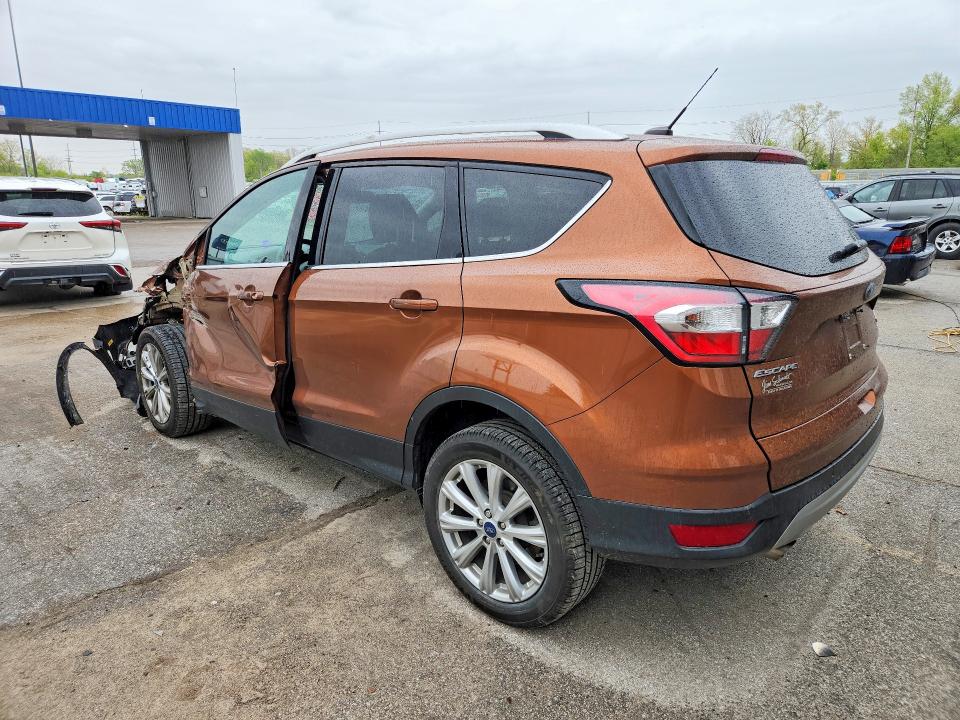 Photo 2 from auction – 2017 FORD ESCAPE with VIN 1FMCU0JD0HUE53554