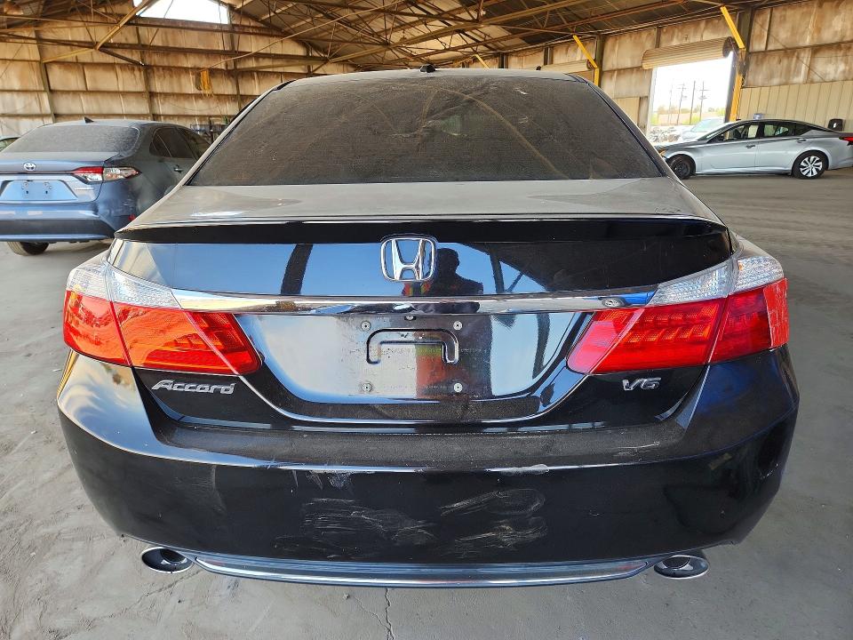 Photo 6 from auction – 2015 HONDA ACCORD with VIN 1HGCR3F87FA007419