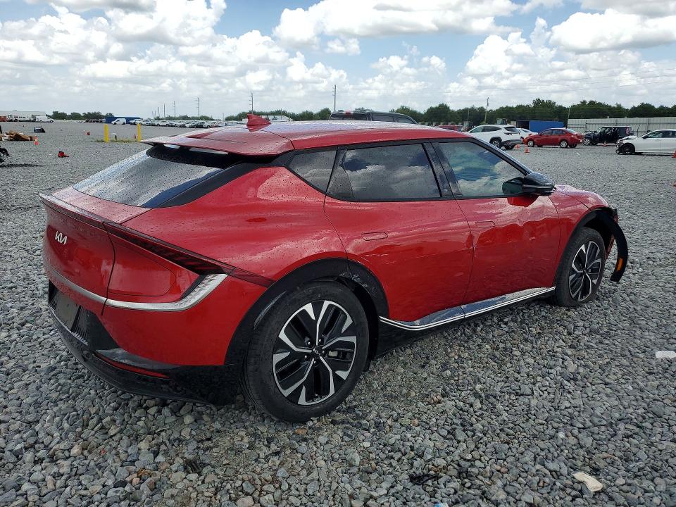 Photo 3 from auction – 2023 KIA EV6 with VIN KNDC34LAXP5126931