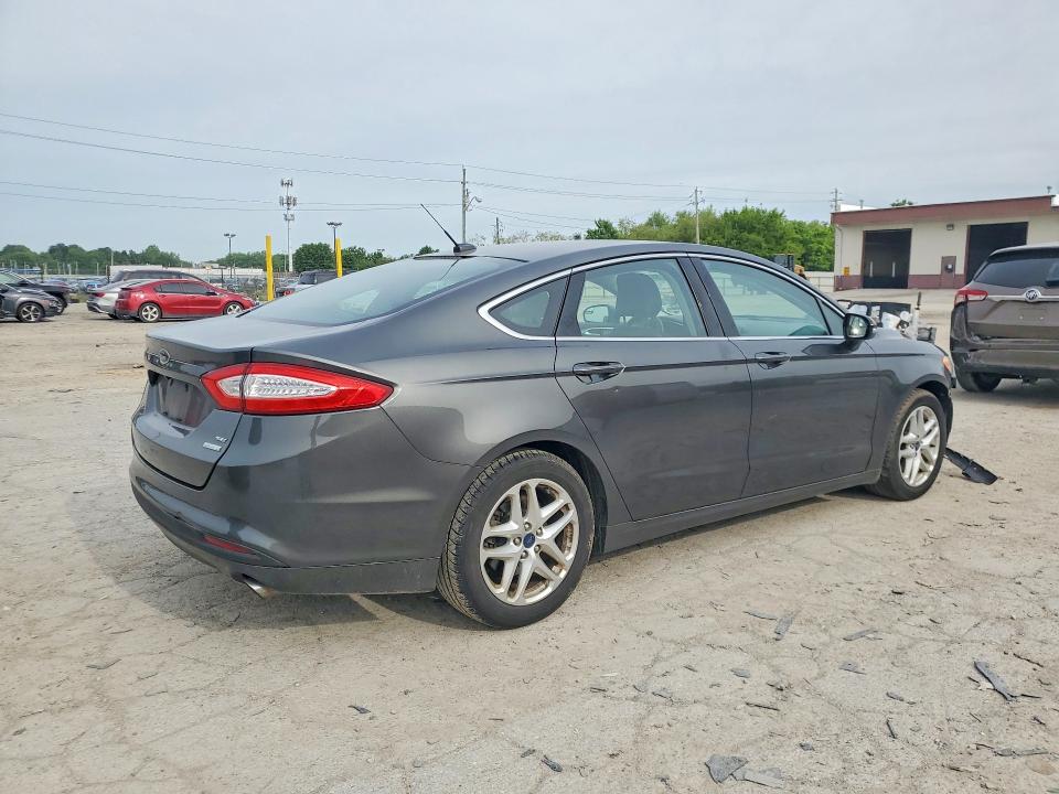 Photo 3 from auction – 2016 FORD FUSION with VIN 1FA6P0HD7G5121155