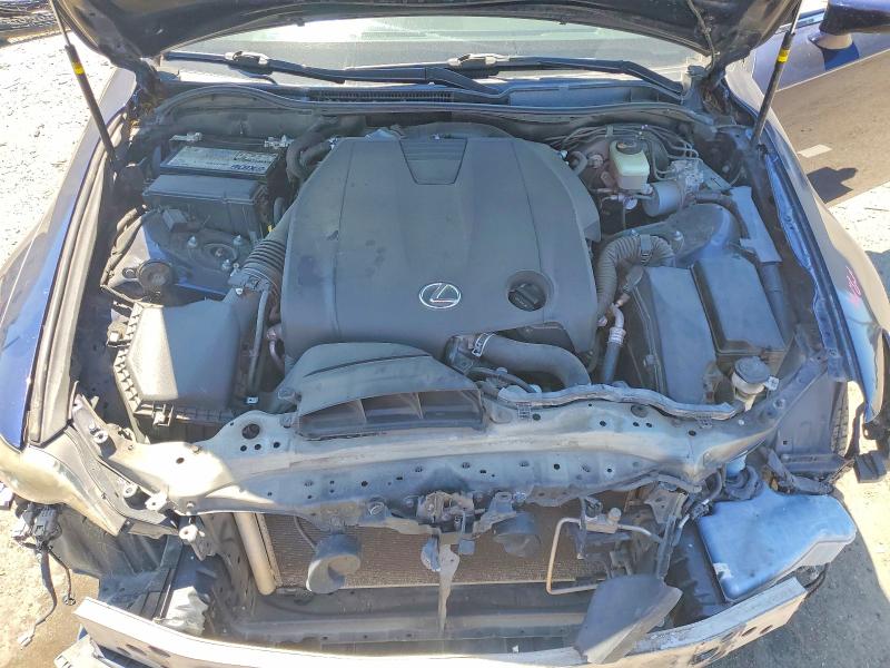 Photo 11 from auction – 2014 LEXUS IS with VIN JTHBF1D22E5031381