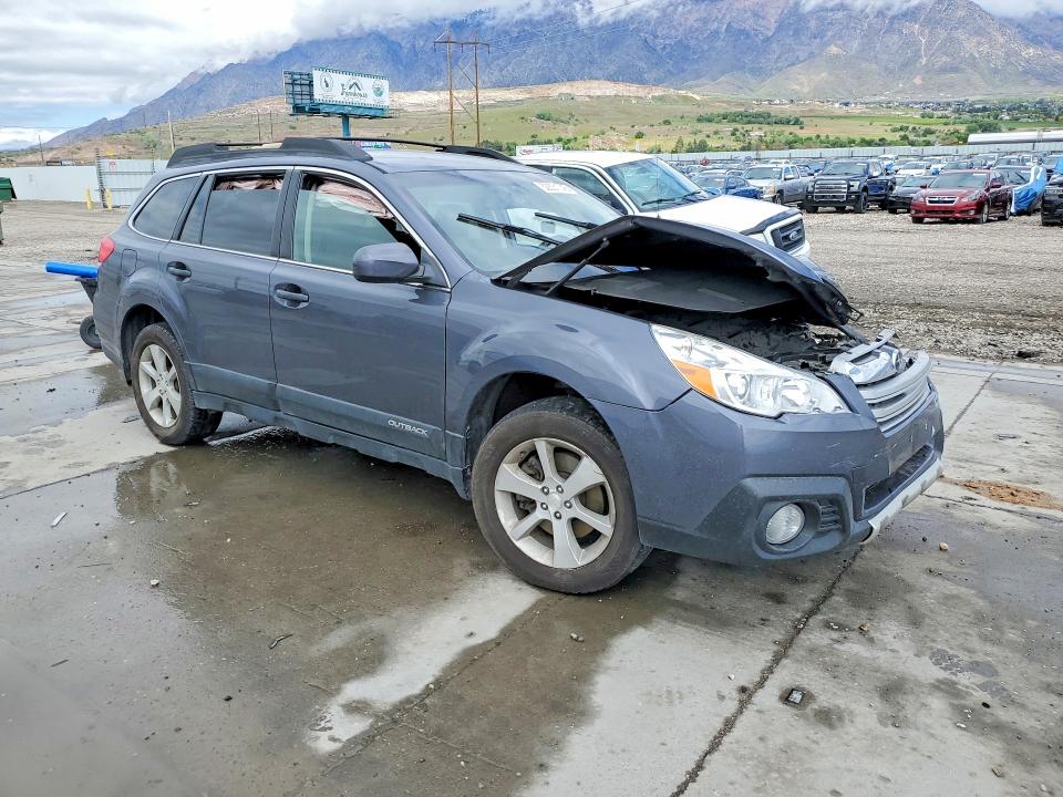 Photo 4 from auction – 2014 SUBARU OUTBACK with VIN 4S4BRDKC8E2321675