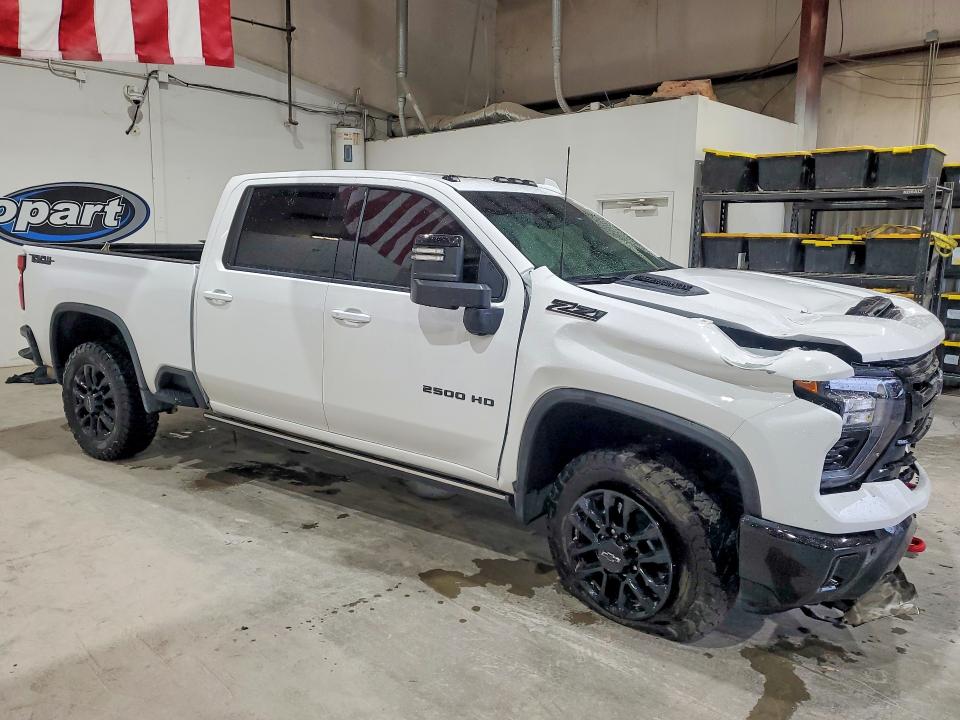 Photo 4 from auction – 2025 CHEVROLET SILVERADO with VIN 2GC4KPEY3S1207282