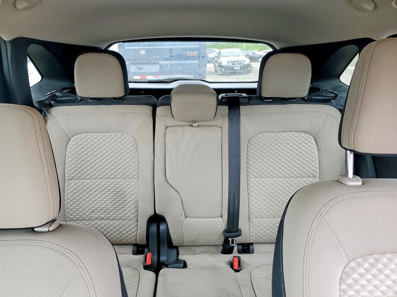 Photo 10 from auction – 2020 FORD ESCAPE with VIN 1FMCU9G63LUA03984