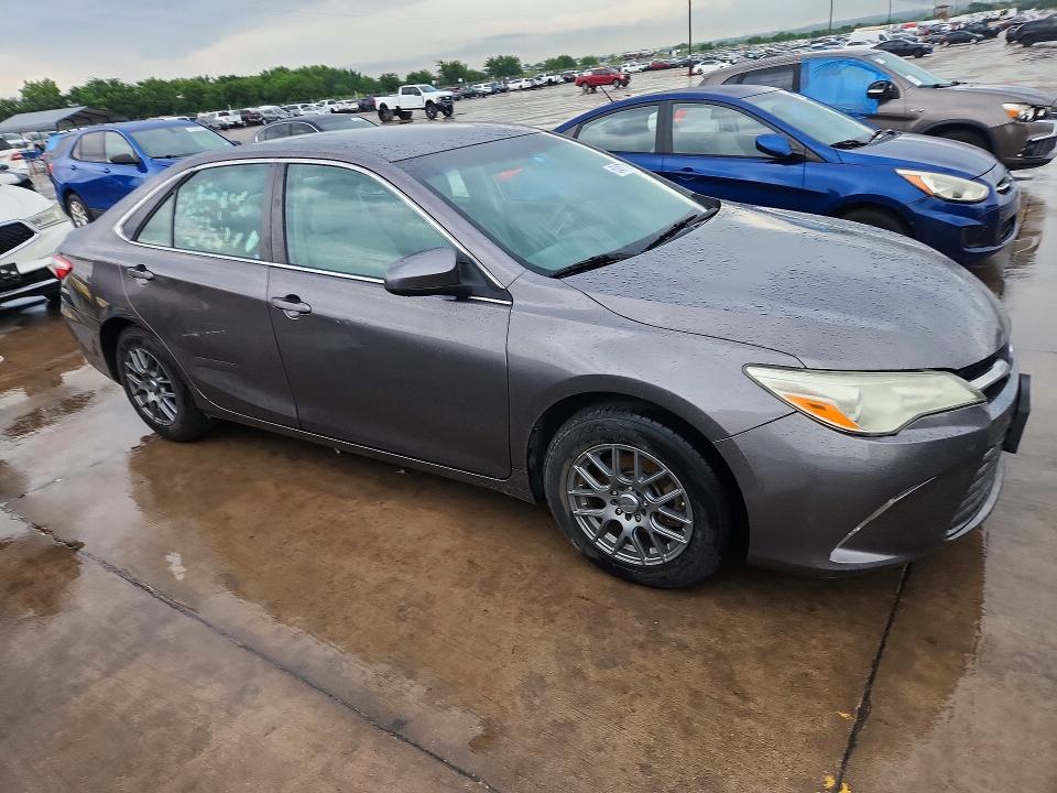 Photo 4 from auction – 2015 TOYOTA CAMRY with VIN 4T4BF1FKXFR480802