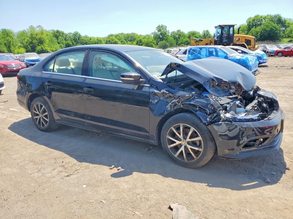 Photo 4 from auction – 2017 VOLKSWAGEN JETTA with VIN 3VWDB7AJ3HM250964