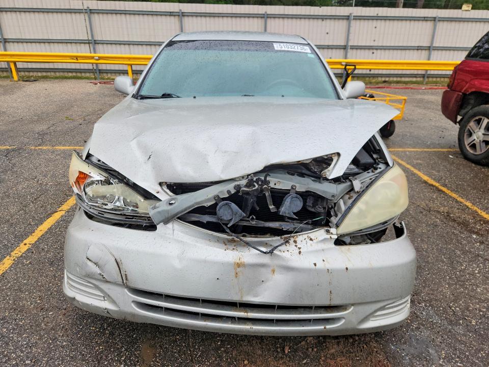 Photo 5 from auction – 2004 TOYOTA CAMRY with VIN 4T1BE32K54U789945